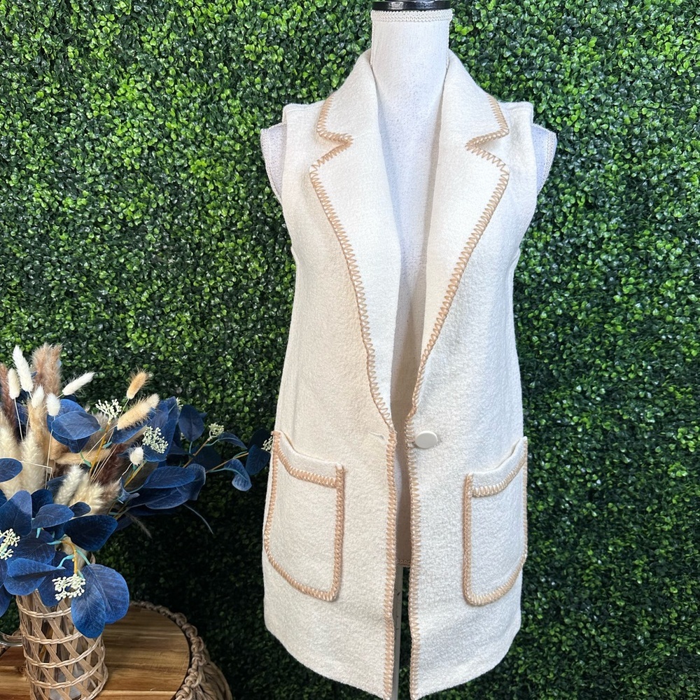 Tahari Cream Wool‎ Blend Vest with Tan Accents
